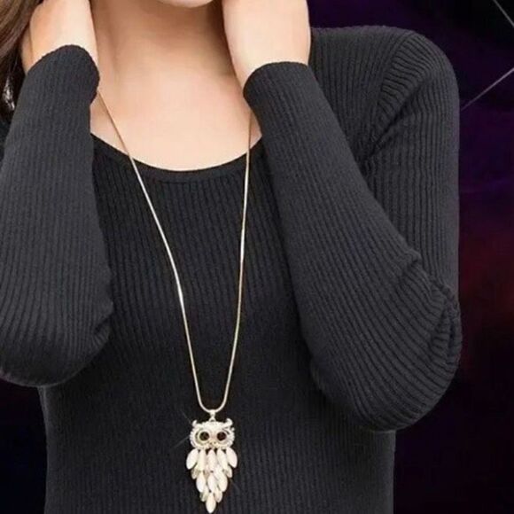 Owl Crystal Pendant Necklace Womens Fashion Long Gold Chain Accessory New - Picture 3 of 7